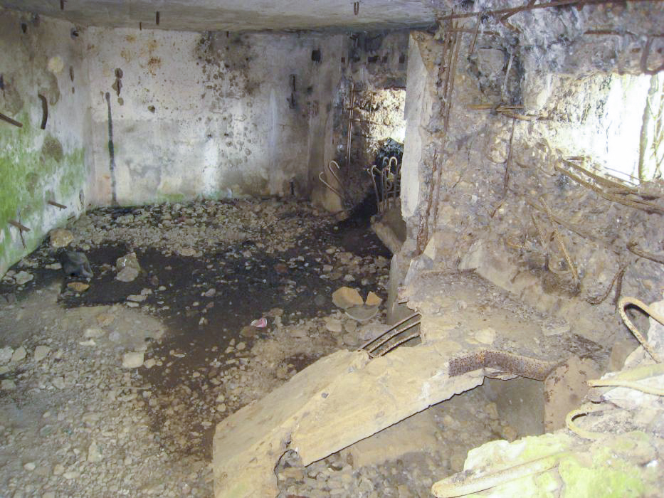 Ligne Maginot - DB12 - (Blockhaus pour canon) - L'intéreur - Pruzsina Jérome