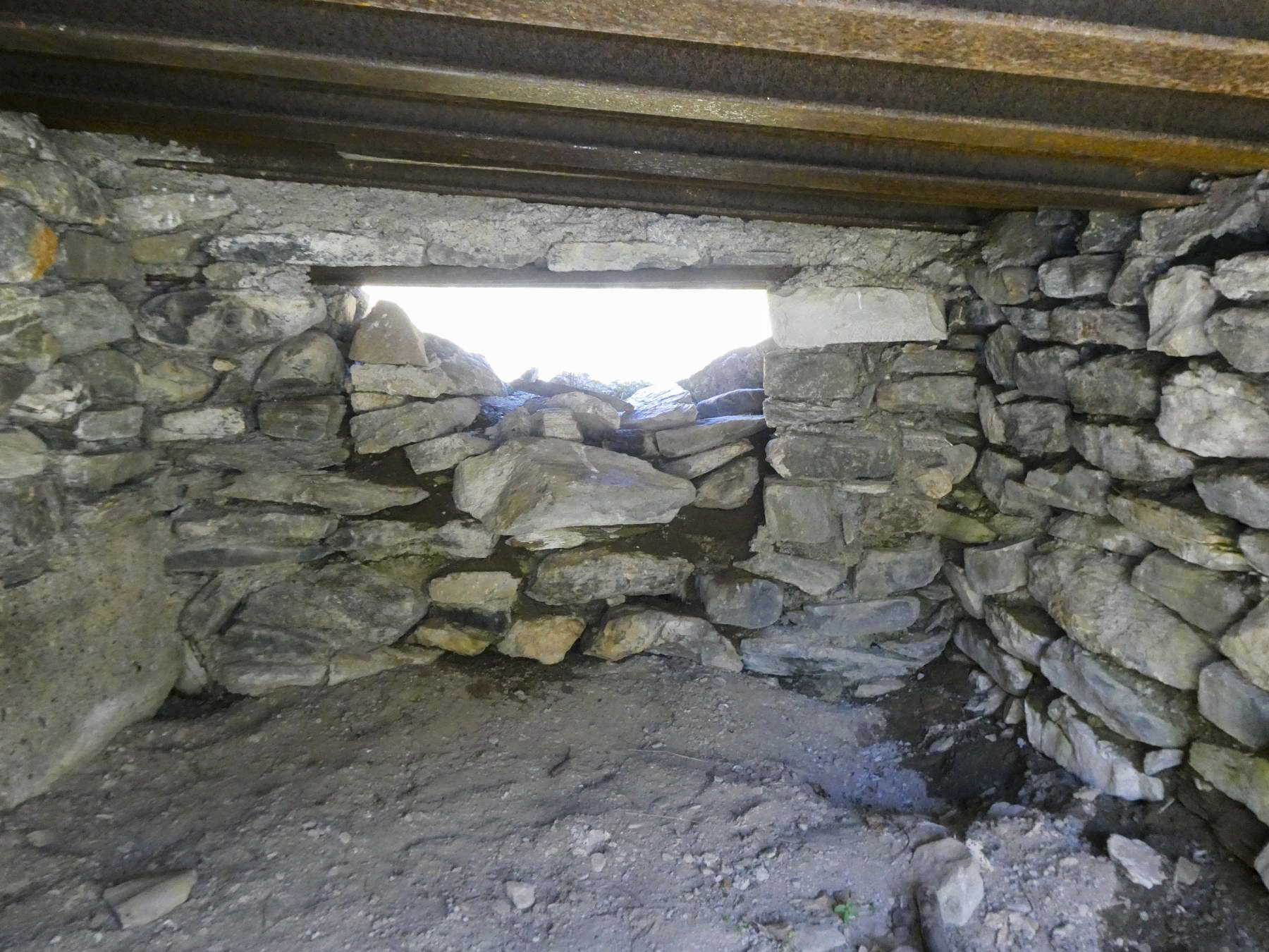 Ligne Maginot - LES CHAPIEUX - (Blockhaus pour canon) -  - ELLENA Daniel - CUNY Philippe