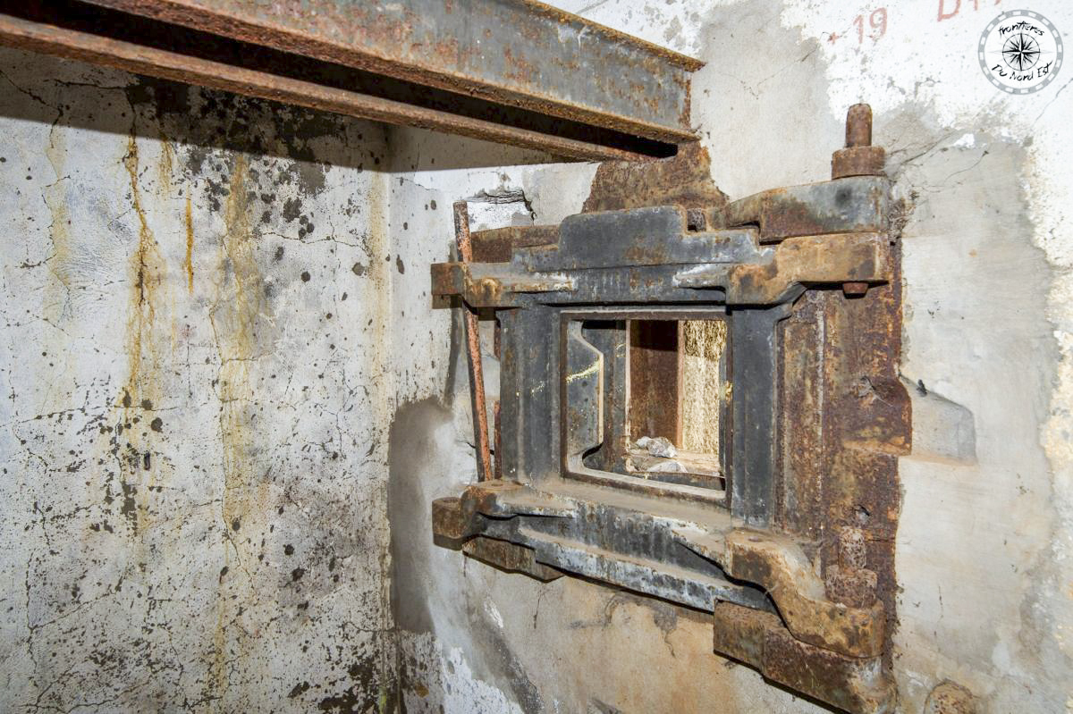 Ligne Maginot - BURE - C33 - (Casemate d'infanterie) -   