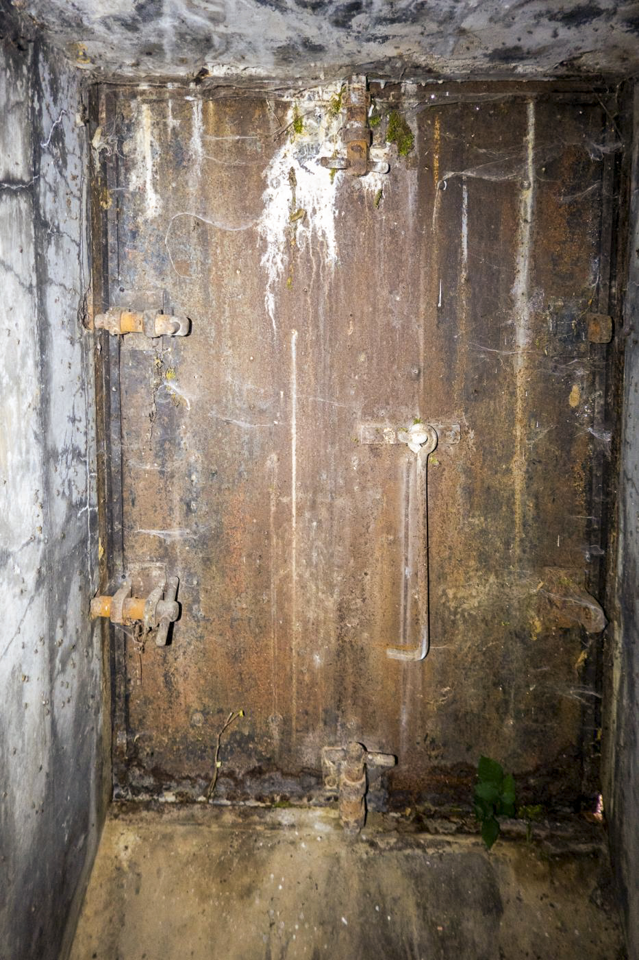 Ligne Maginot - BOIS D'OTTONVILLE - BCA1 - (Casemate d'artillerie) - Porte blindée de l'entrée matériel - Michel Teiten