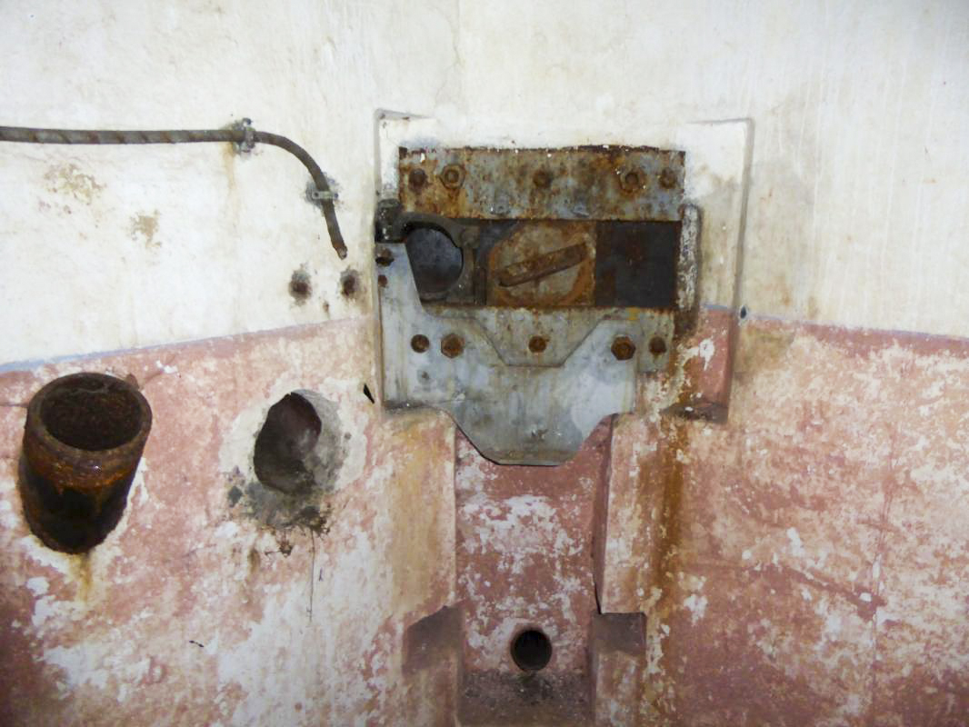Ligne Maginot - ROTHERBERG - X30 (QUARTIER FREISTROFF - II/162°RIF) - (Abri) - Entrée Sud