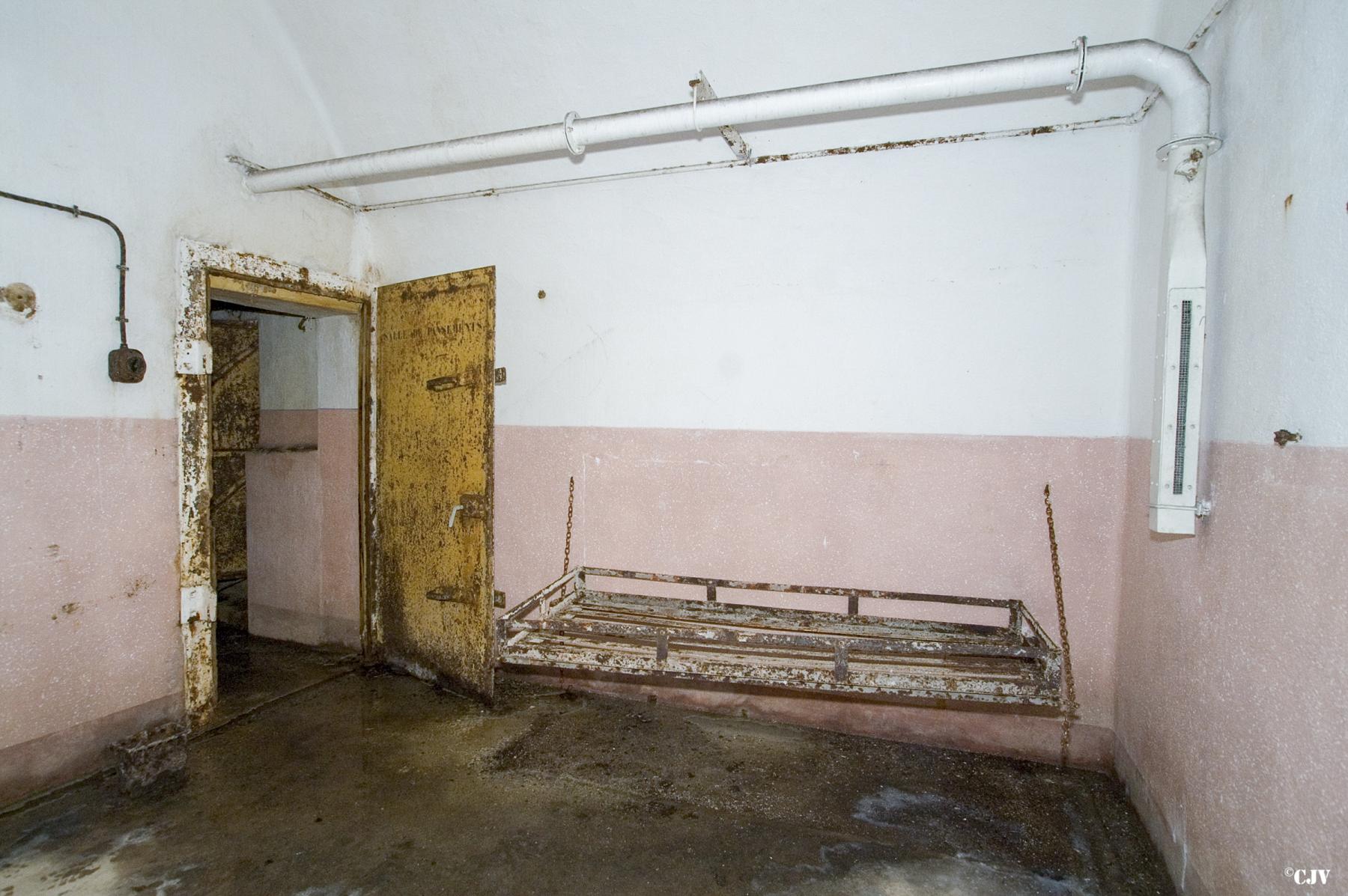 Ligne Maginot - ROTHERBERG - X30 (QUARTIER FREISTROFF - II/162°RIF) - (Abri) - 