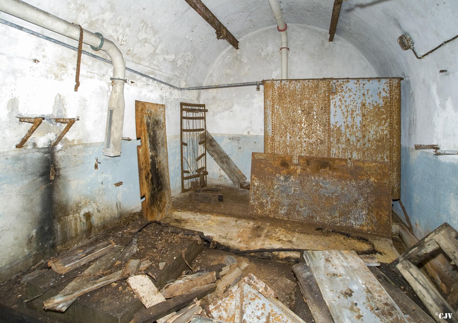 Ligne Maginot - ROTHERBERG - X30 (QUARTIER FREISTROFF - II/162°RIF) - (Abri) - L'usine