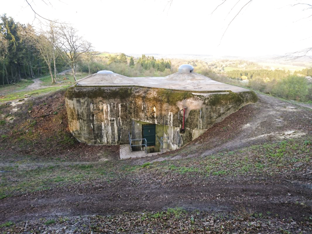 Ligne Maginot - CHENES BRULES - O4 - (Observatoire d'artillerie) - Façade de l'observatoire