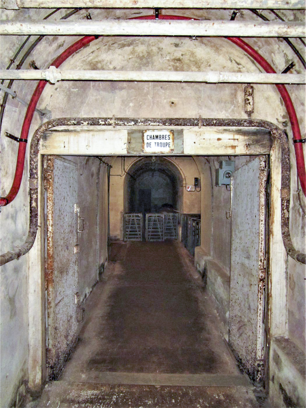 Ligne Maginot - MICHELSBERG - A22 - (Ouvrage d'artillerie) - Entrée du casernement - Gregory Fuchs