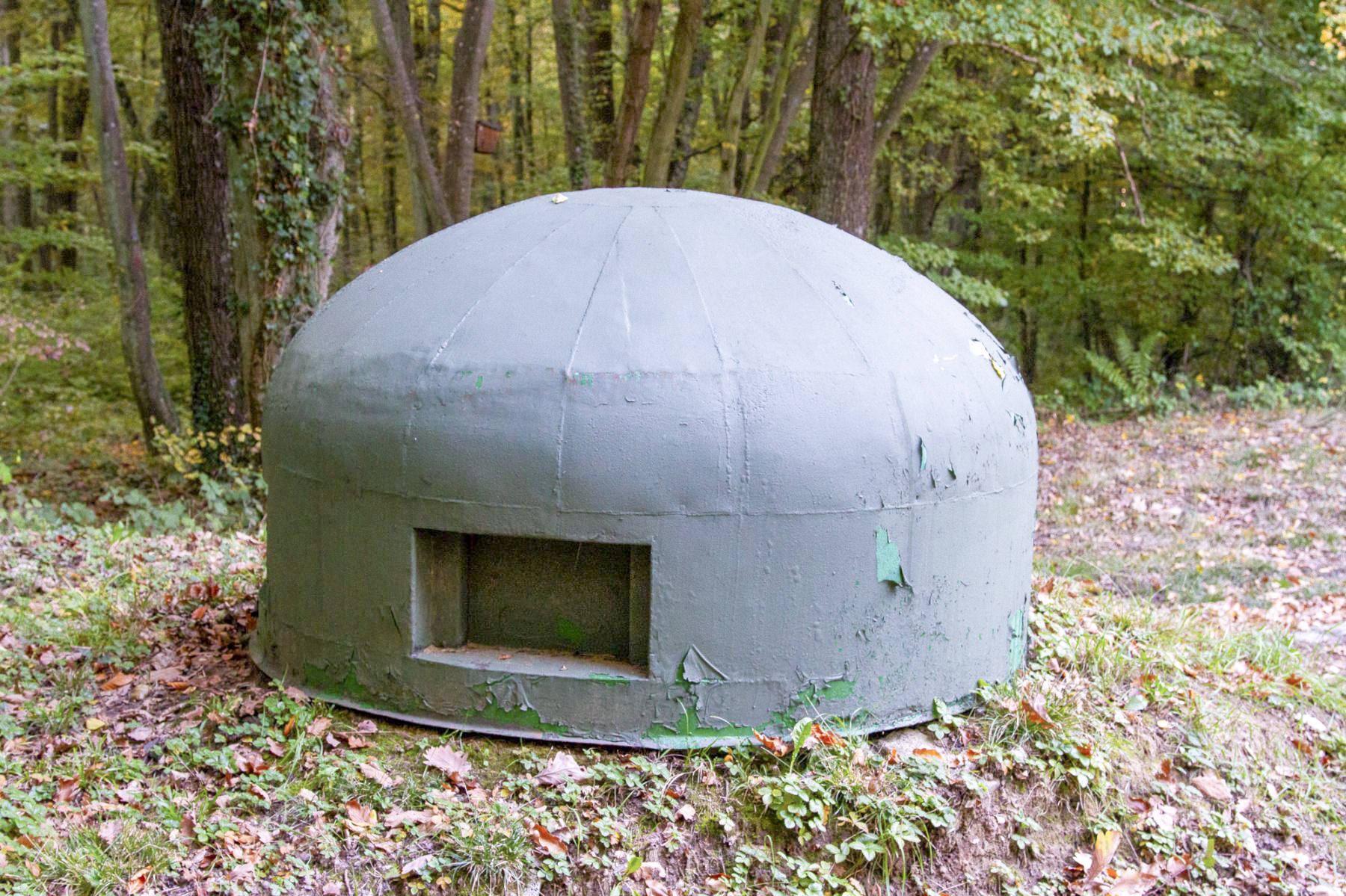 Ligne Maginot - BOUSSE - A24 - (Ouvrage d'infanterie) - Bloc entrée
Cloche GFM factice - Michel Teiten