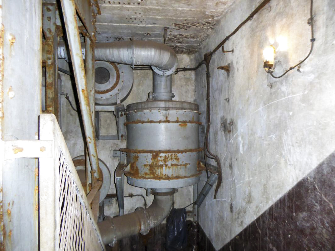 Ligne Maginot - BOUSSE - A24 - (Ouvrage d'infanterie) - Bloc entrée