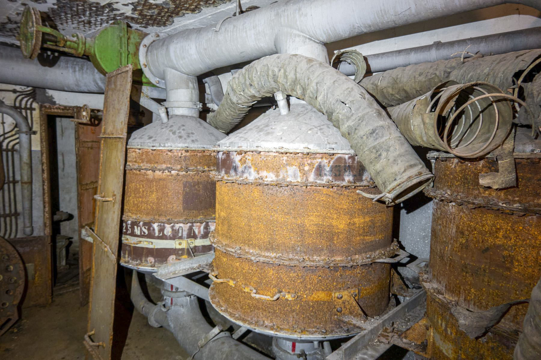 Ligne Maginot - BOUSSE - A24 - (Ouvrage d'infanterie) - Bloc 3
Salle des filtres - Michel Teiten