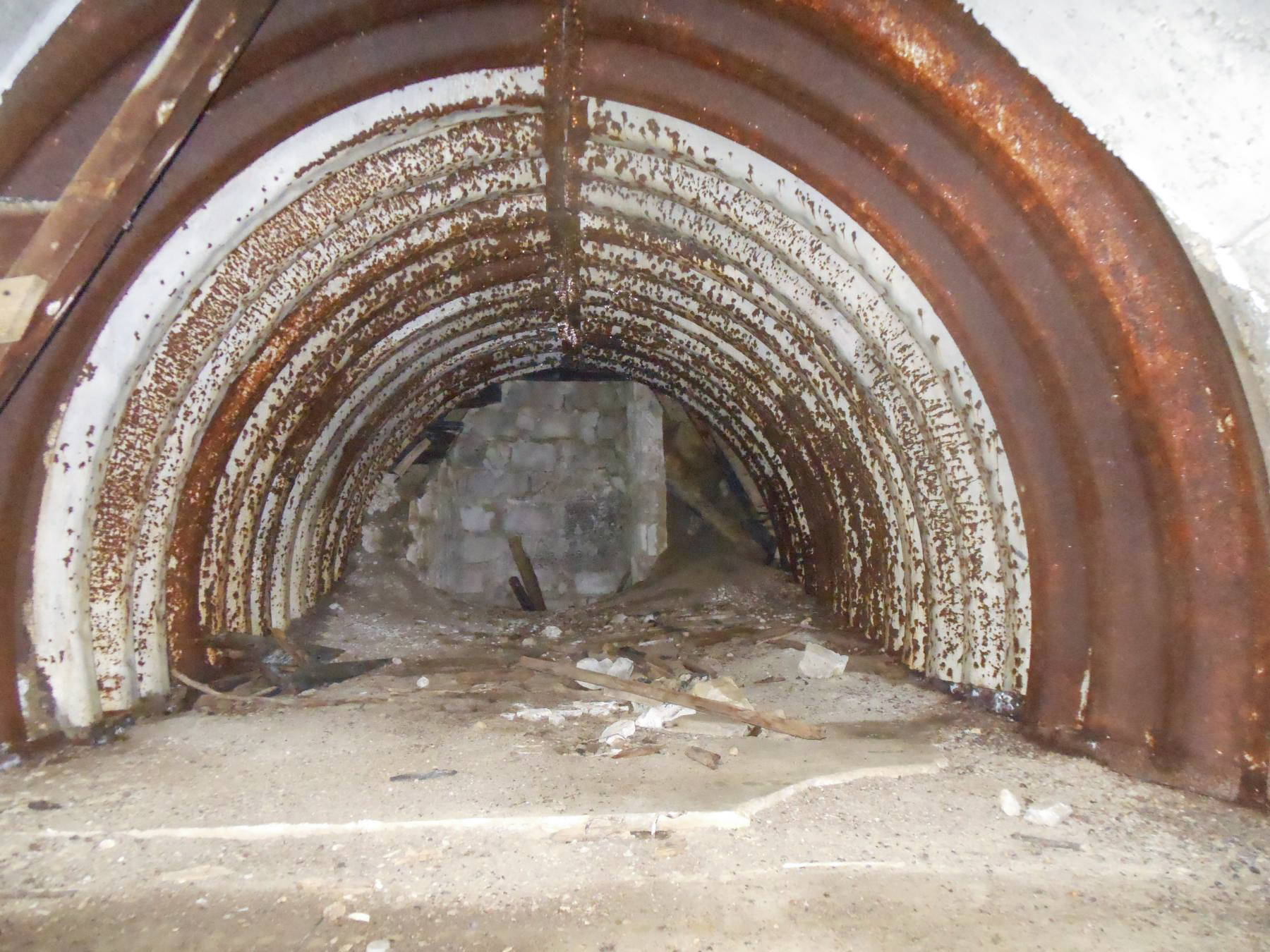 Ligne Maginot - HERBITZHEIM 30 - (Abri) - L'abri en tôle métro et sa chambre de 15 m2. - jean michel minich