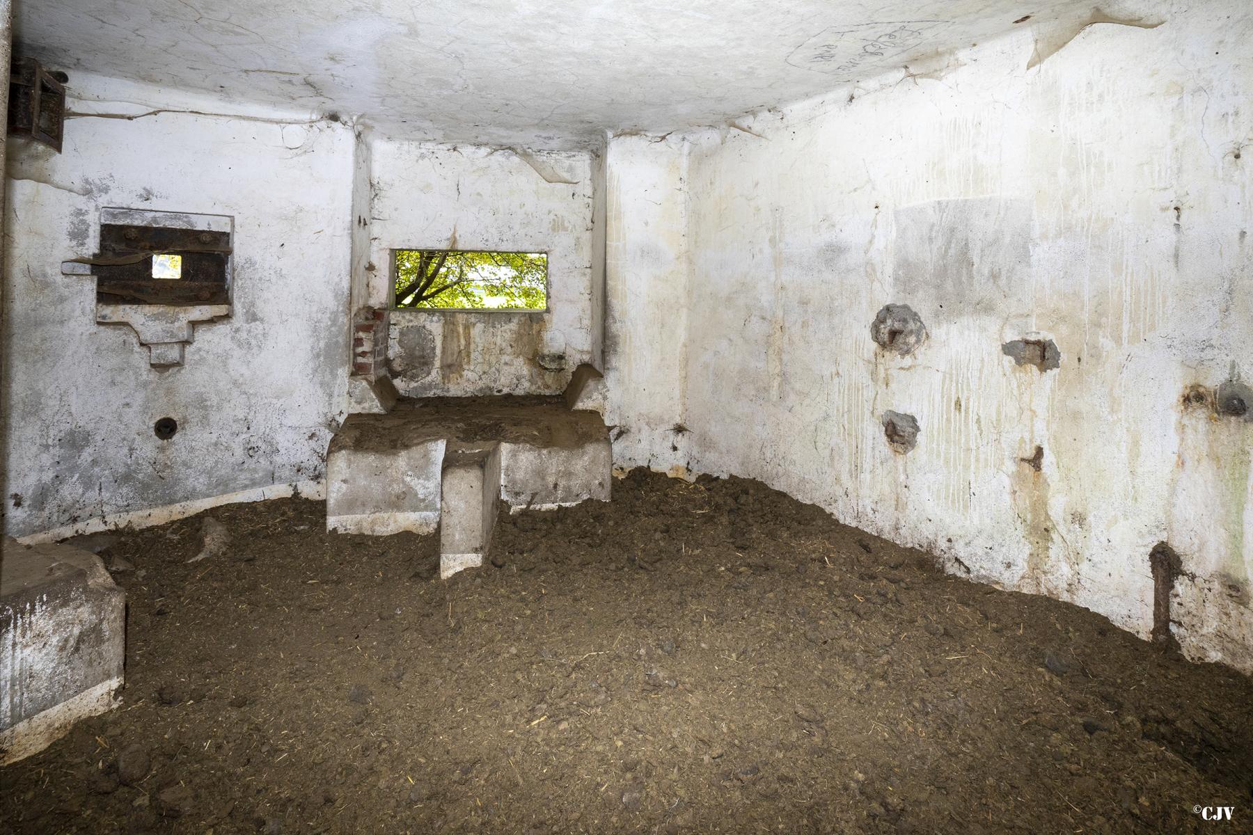 Ligne Maginot - B326 - QUENNAUMONT - (Blockhaus pour canon) -  - Lia VERMEULEN