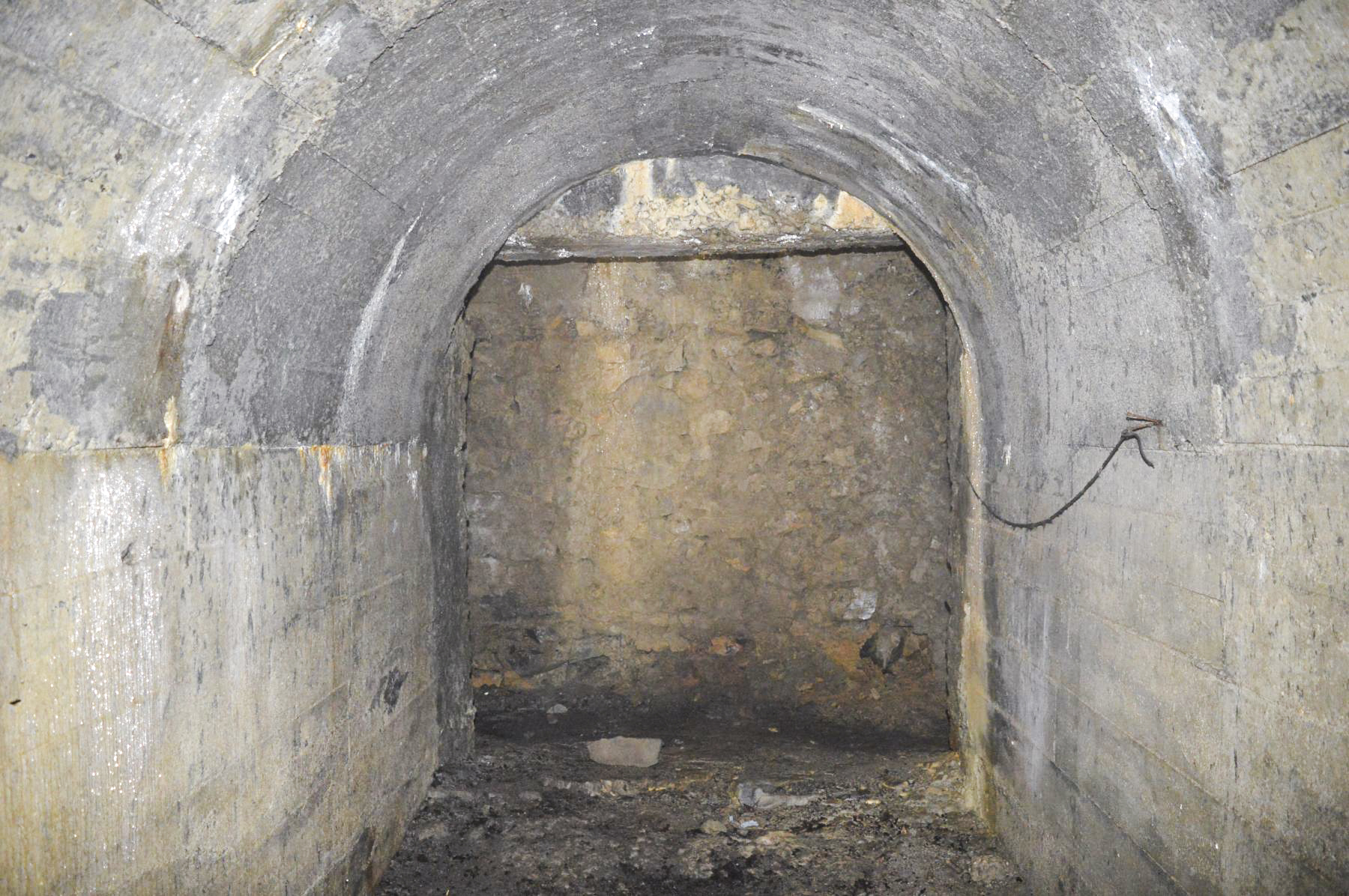 Ligne Maginot - LA DEA (D) - (Abri actif) - Citernes - PRASIL Michal