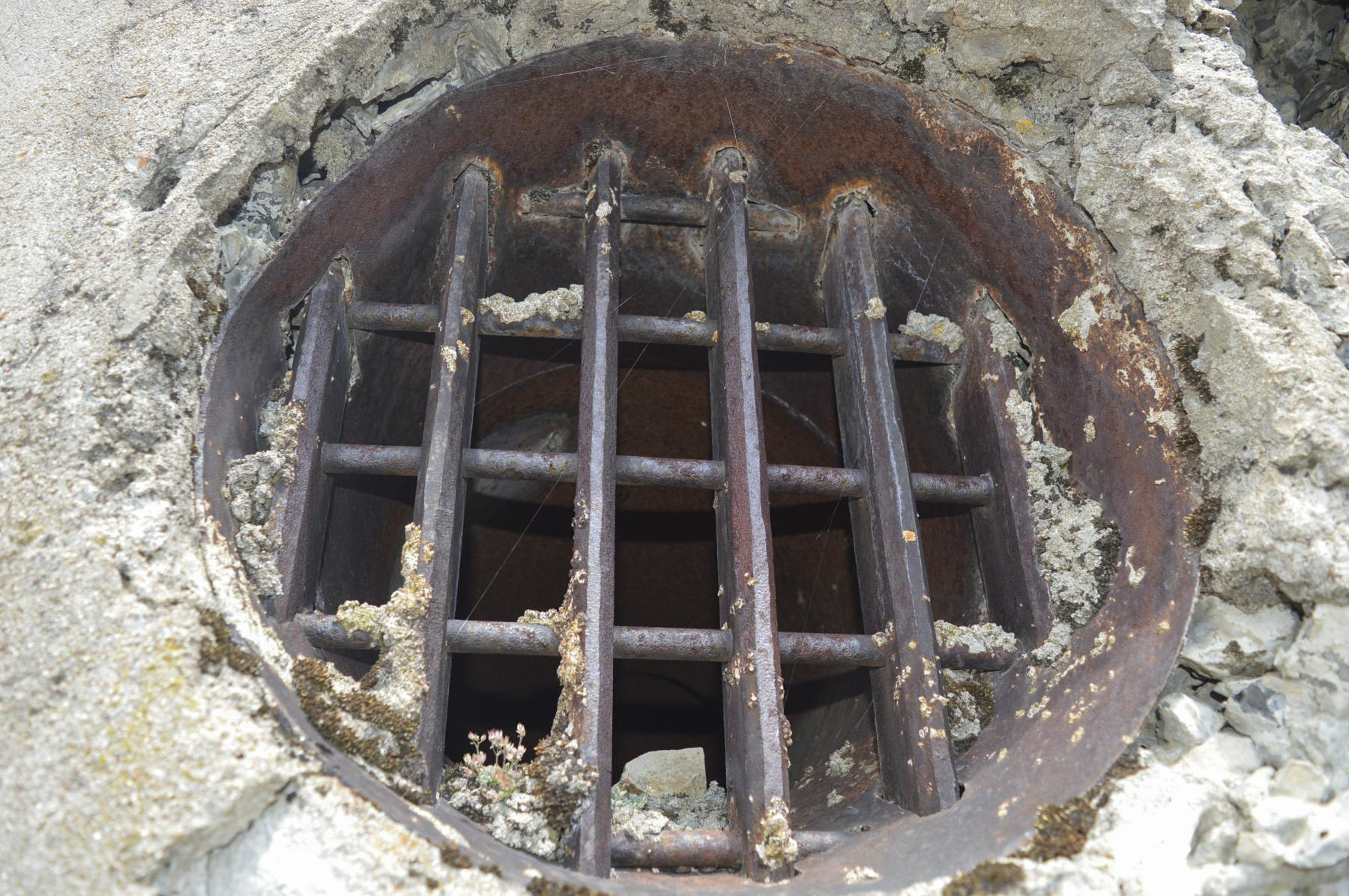 Ligne Maginot - LA DEA (D) - (Abri actif) - Bloc 1
Prise d'air - PRASIL Michal