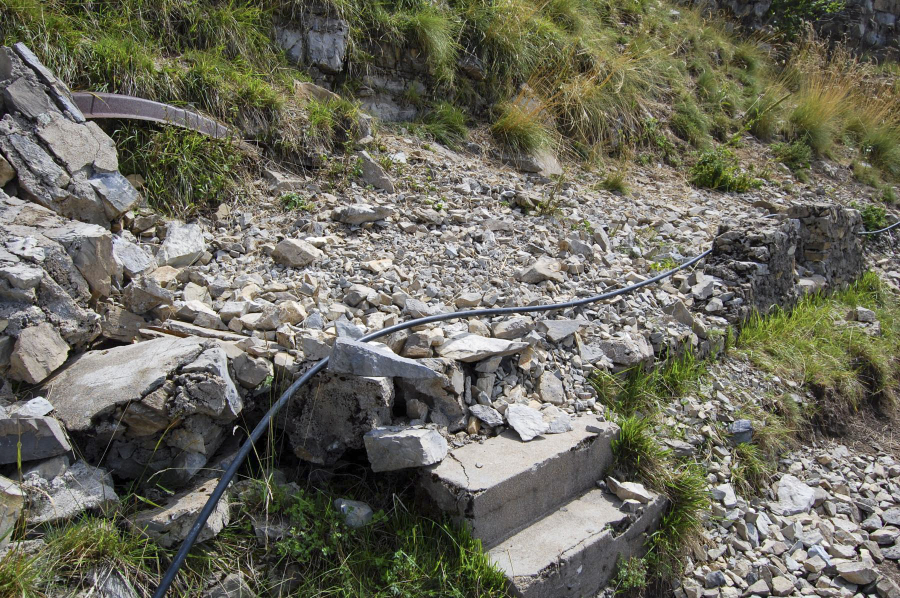 Ligne Maginot - LA DEA (D) - (Abri actif) - Restes du bâtiment - PRASIL Michal