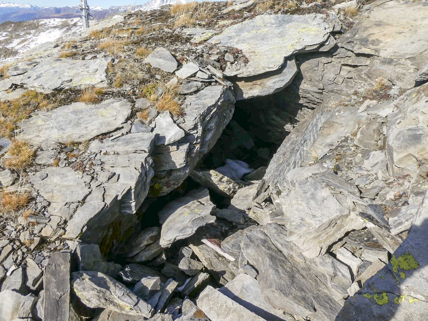 Ligne Maginot - CASERNE SARDE - (Abri) - Abri sous roc - ELLENA Daniel - CUNY Philippe