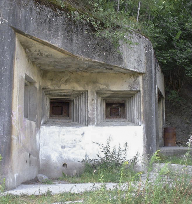 Ligne Maginot - CAVE A CANON - (Ouvrage d'infanterie) - Vue de la façade