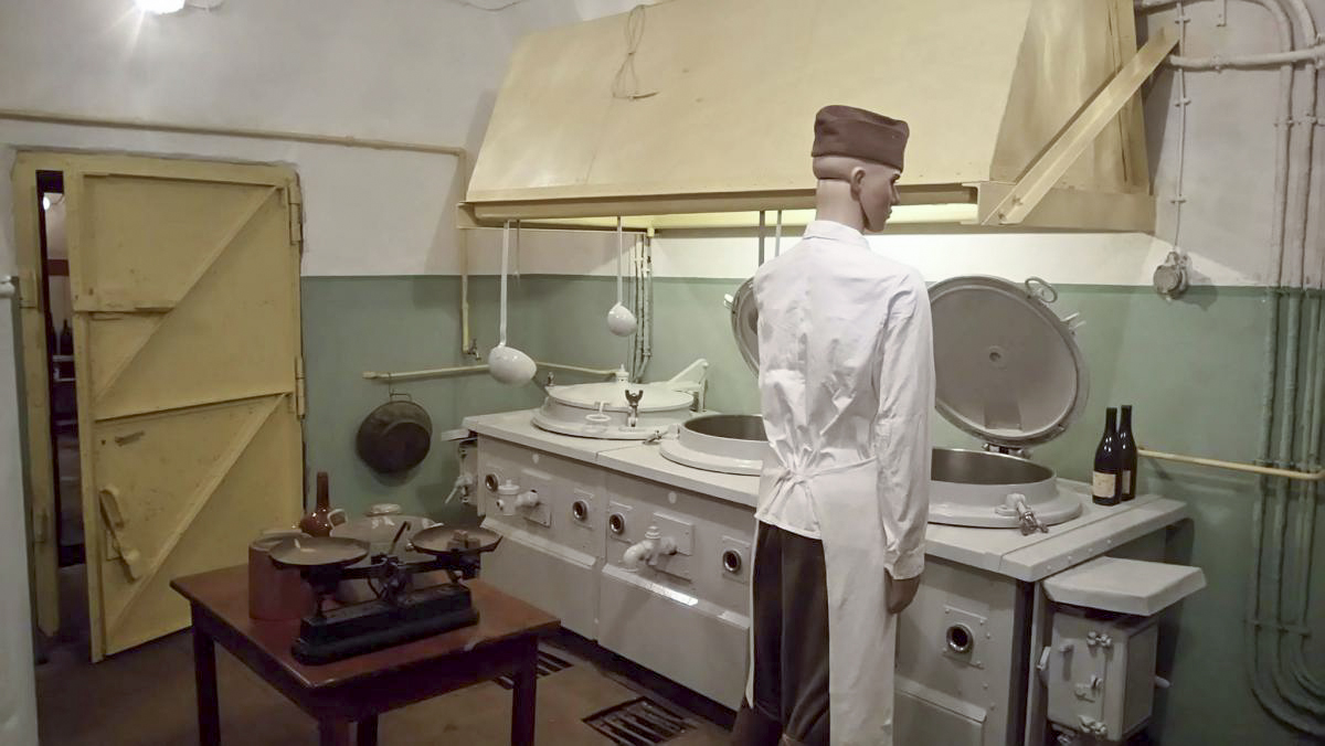 Ligne Maginot - BOUSSE - A24 - (Ouvrage d'infanterie) - Cuisines
Autocuiseurs Alsthom Cubain