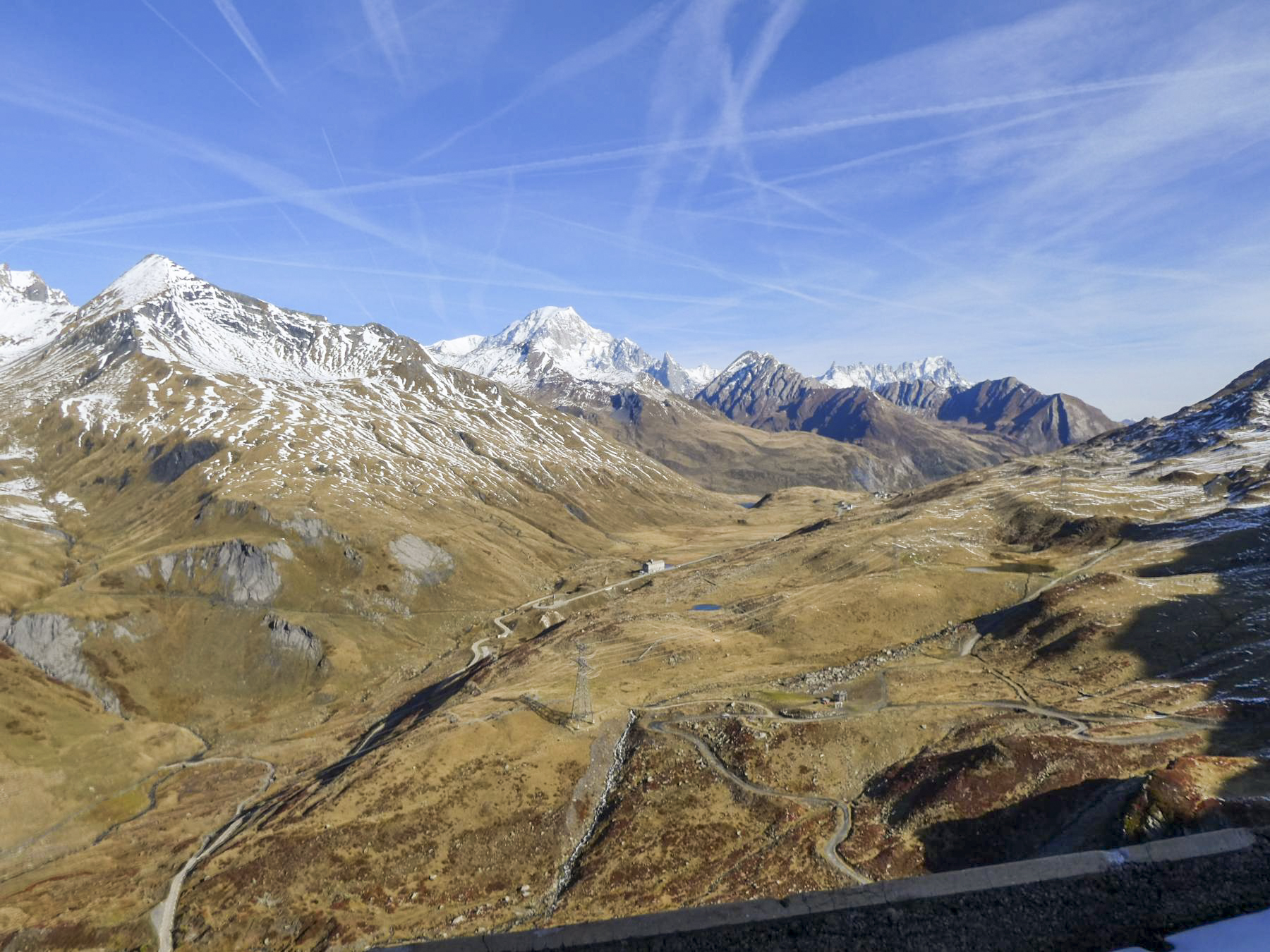 Ligne Maginot - REDOUTE RUINEE - (Ouvrage d'infanterie) - Vue de la Redoute vers l'Hospice et la frontière - ELLENA Daniel - CUNY Philippe