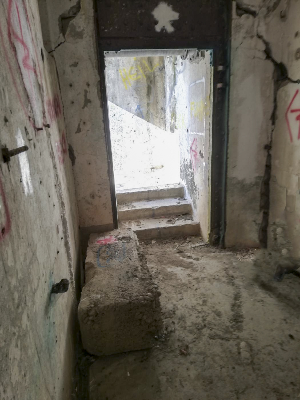 Ligne Maginot - EINSELING SUD - C73 - (Casemate d'infanterie) - Hall d'entrée, à proximité de la cloche GFM sud.