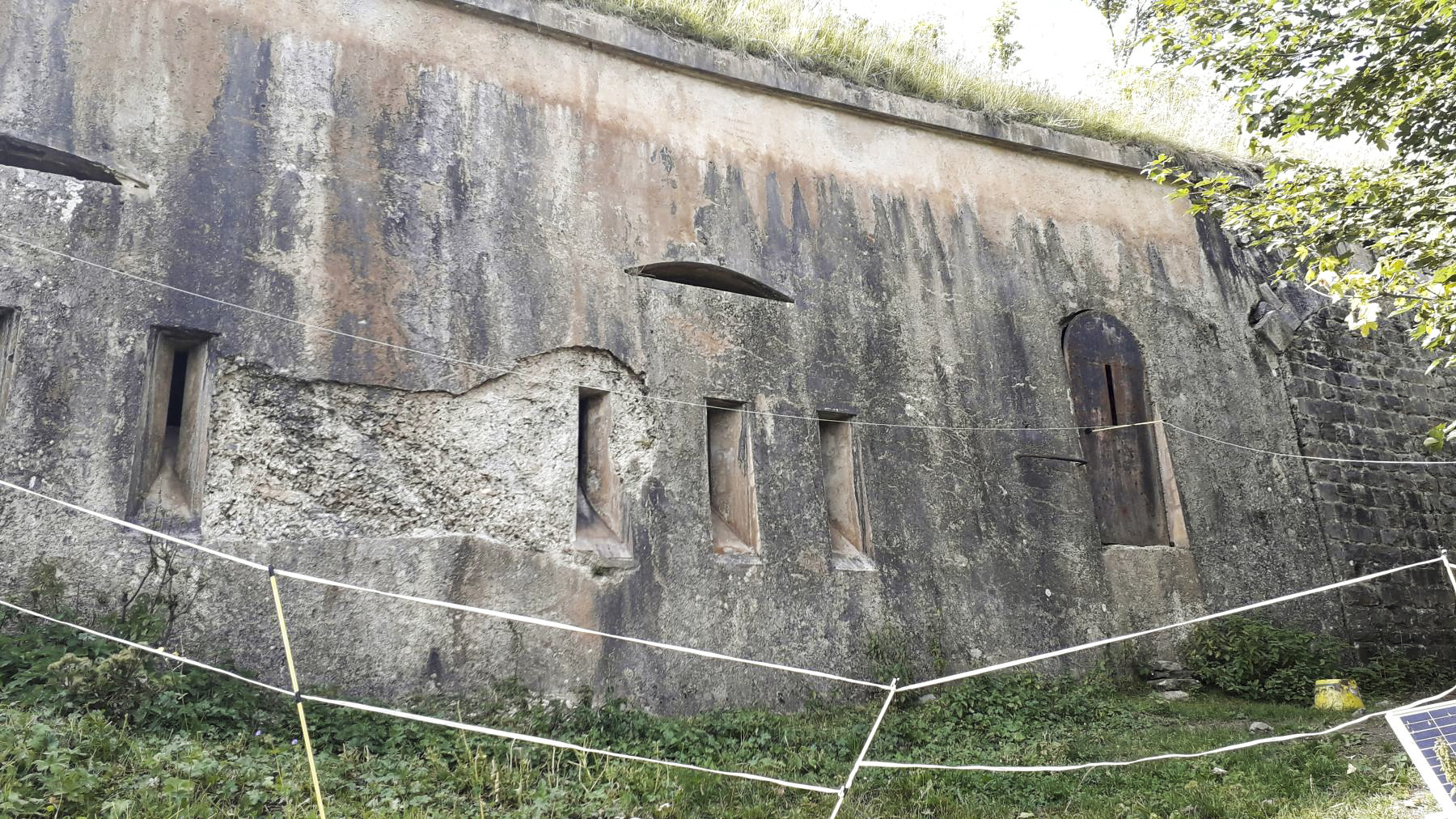 Ligne Maginot - LE TRUC - (Position d'artillerie préparée) - Le coffre de contre-escarpe, vue rapprochée