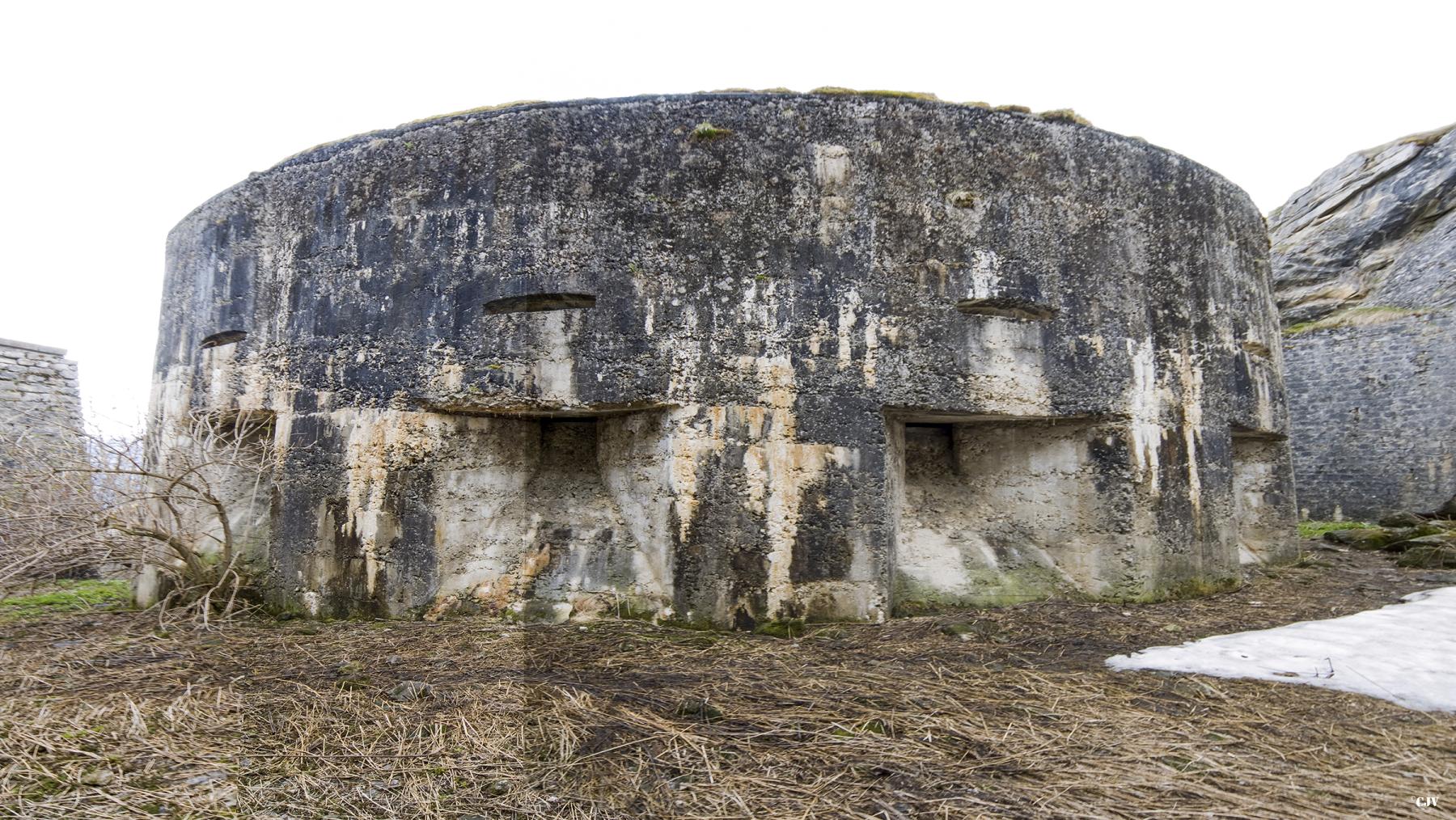 Ligne Maginot - LE TRUC - (Position d'artillerie préparée) - La caponnière
