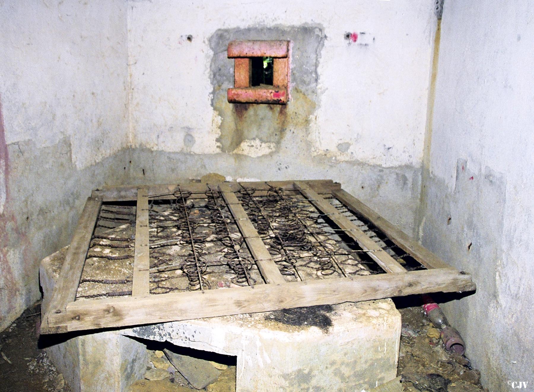 Ligne Maginot - DB10 - (Blockhaus pour canon) -  - Lia VERMEULEN