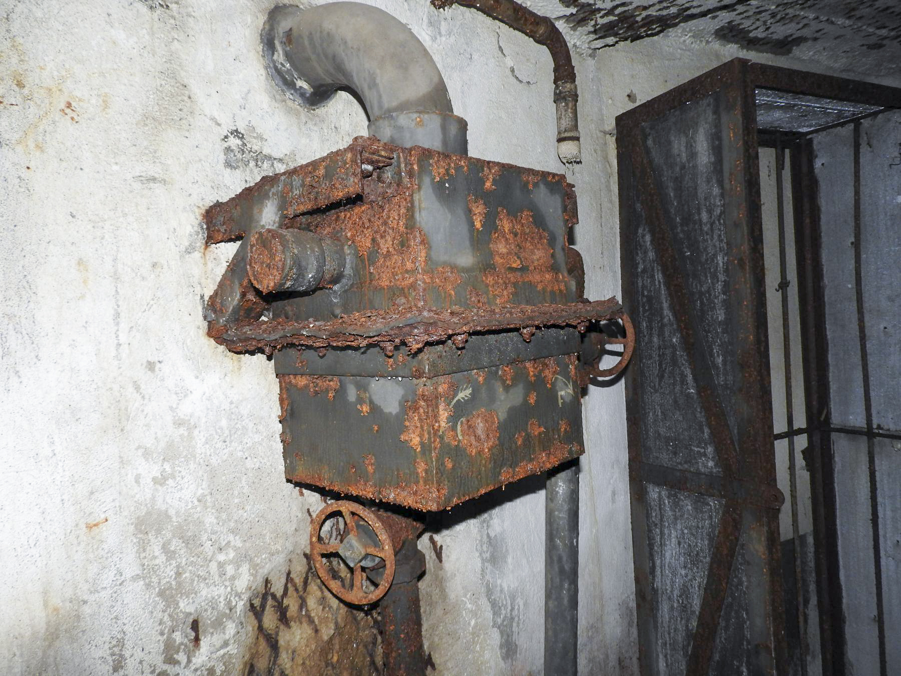 Ligne Maginot - TRESSANGE - C32 - (Casemate d'infanterie - Simple) - Un élément de la ventilation. - STENGER Mathieu