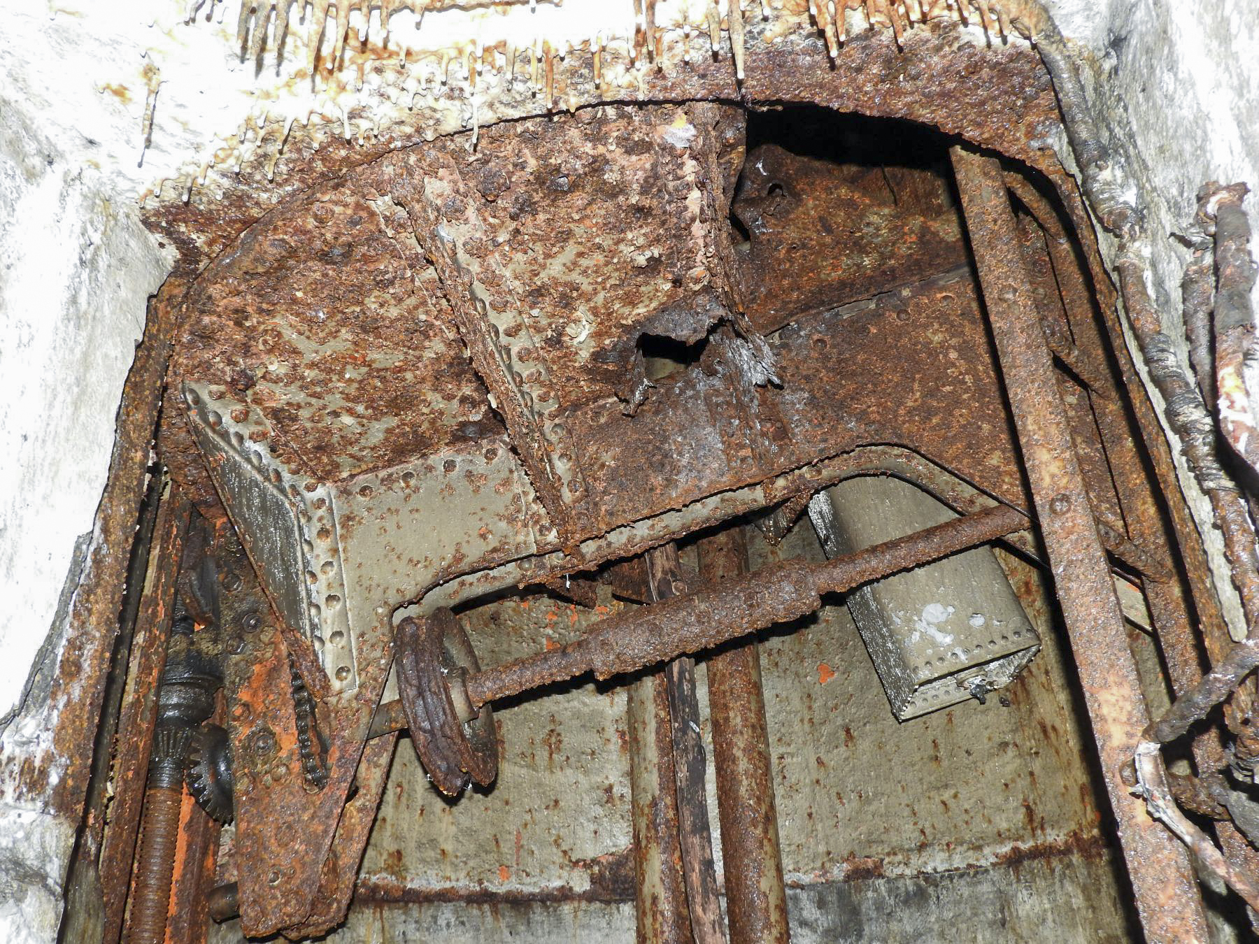 Ligne Maginot - GROS BOIS - C35 - (Casemate d'infanterie - Simple) - L'intérieur de la cloche JM. - STENGER Mathieu