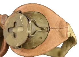 Ligne Maginot - Lunettes pour observateurs modèle 1939 Balland Luchaire (B-Lu) - Détail du verrou latéral