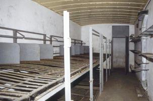 Ligne Maginot - GROS BOIS - X1 (QUARTIER LUDELANGE - I/128°RIF) - (Abri) - Chambre de troupes