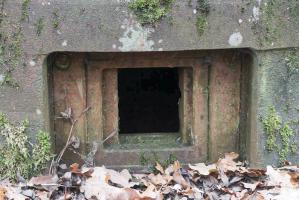 Ligne Maginot - BOIS DE KANFEN EST - C43 - (Casemate d'infanterie - Simple) - L'un des créneaux de la cloche GFM