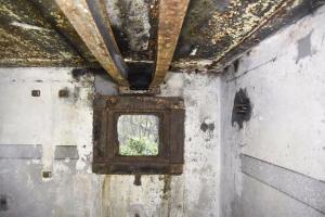 Ligne Maginot - SONNENBERG - C47 - (Casemate d'infanterie) - Créneau avec un bi-rail