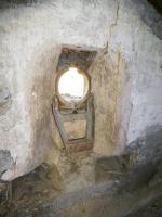 Ligne Maginot - SELOGES - (Ouvrage d'infanterie) - Bloc 4  
Trémie type C2R pour mitrailleuse Hotchkiss 8mm mle 1914.