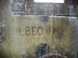 Ligne Maginot - LA BEOLE (BE) - (Ouvrage d'infanterie) - Bloc 1
Marquage d'origine sur le blindage du JM