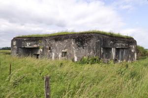 Ligne Maginot - A100 - LA CHAUSSEE - LE FAUNAN - (Blockhaus lourd type STG / STG-FCR - Double) - Vue façade arrière et chambre de tir sud-est