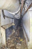 Ligne Maginot - BOIS DE KLANG - X24 (QUARTIER KLANG - III/164° RIF) - (Abri) - Couloir reliant les escaliers nord et sud avec un urinoir au bas de l'escalier nord