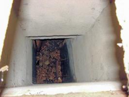 Ligne Maginot - BOIS DE KLANG (CM9 - III/164° RIF) - (PC de Sous-Quartier) - La sortie de secours
Vers l'intérieur du PC.