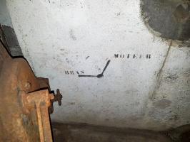 Ligne Maginot - HUBERBUSCH NORD  - C58 - (Casemate d'infanterie) - Consigne de positionnement 'bras' et 'moteur' de la manivelle