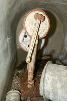 Ligne Maginot - CHENES BRULES - X23 - (Abri) - Le puits de l'abri
Pompe de rechange stockée