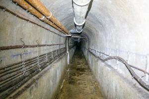 Ligne Maginot - CHENES BRULES - X23 - (Abri) - Galerie dans l'axe de la cage d'escalier du coffre Nord