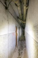 Ligne Maginot - HESTROFF - X29 - (Abri) - Couloir de l'abri.
On voit sur la gauche la porte étanche donnant sur le couloir d'entrée