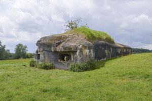 Ligne Maginot - B560 - QUESNE LUQUET - (Blockhaus pour canon) - 