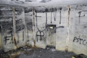 Ligne Maginot - BEF 301 - BOIS DE LA TASSONNIERE - (Blockhaus pour canon) - Les ouvertures pour FM