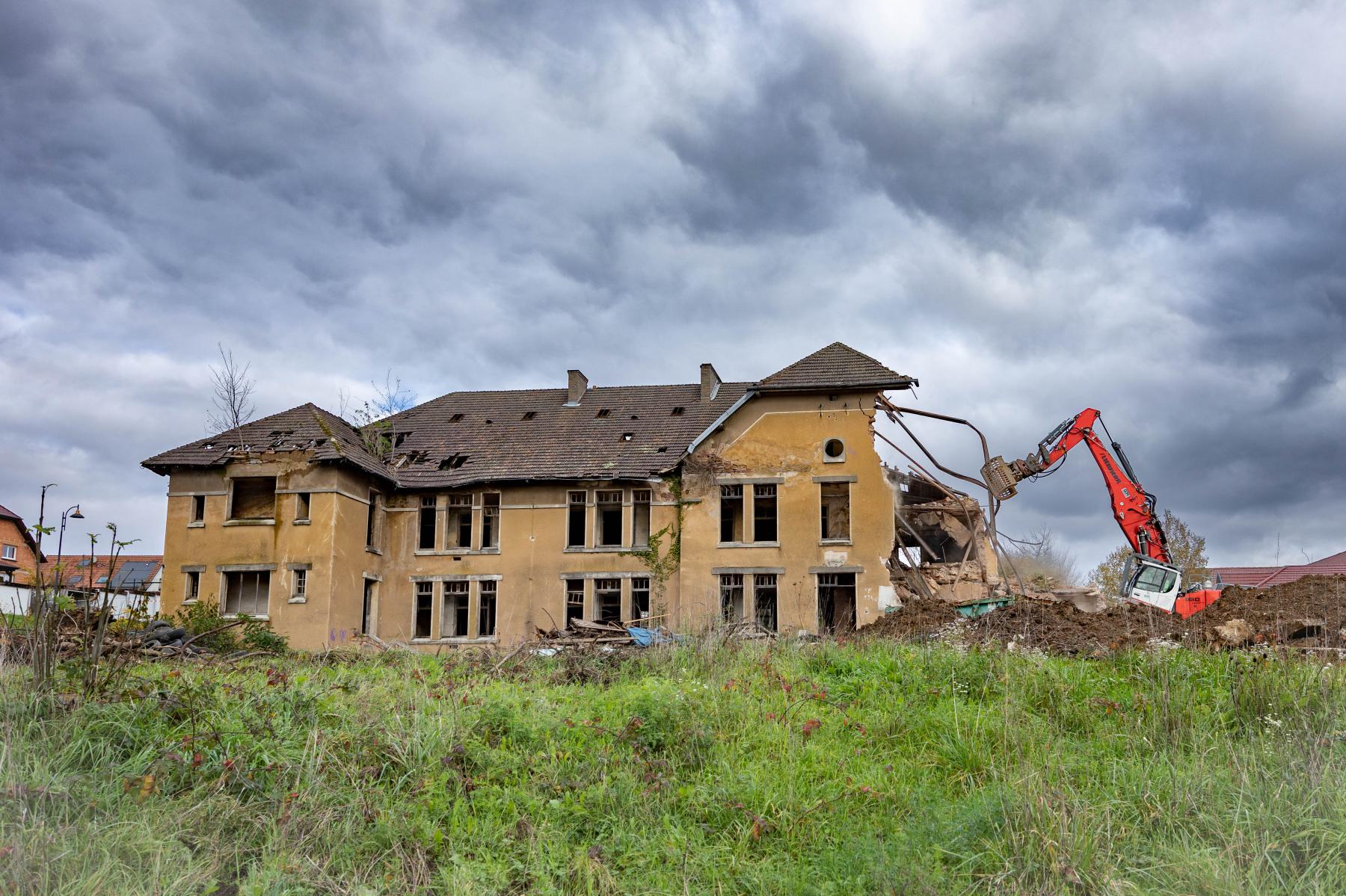 Ligne Maginot - LANGENSOULTZBACH - (Camp de sureté) - Batiment B - Démolition du 21/11/22 - Lenhard Christian