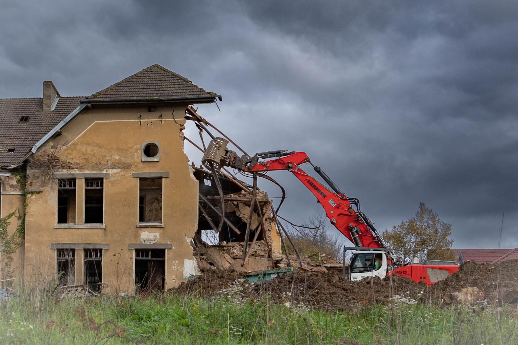 Ligne Maginot - LANGENSOULTZBACH - (Camp de sureté) - Batiment B - Démolition du 21/11/22 - Lenhard Christian