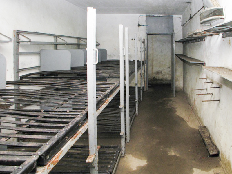 Ligne Maginot - GROS BOIS - X1 (QUARTIER LUDELANGE - I/128°RIF) - (Abri) - Chambre pour la troupe