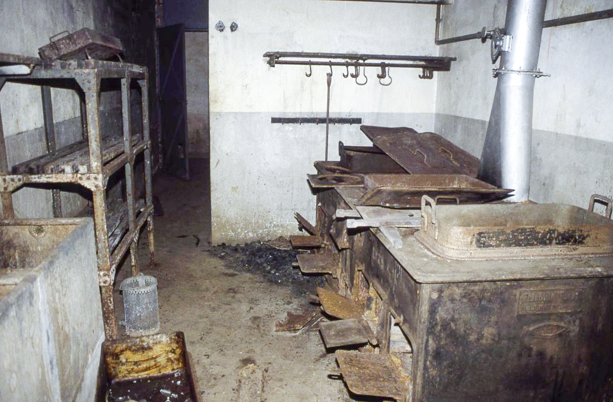 Ligne Maginot - GROS BOIS - X1 (QUARTIER LUDELANGE - I/128°RIF) - (Abri) - La cuisine