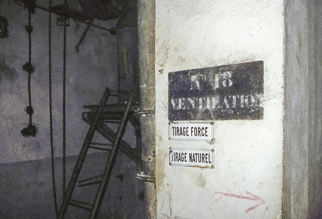 Ligne Maginot - GROS BOIS - X1 (QUARTIER LUDELANGE - I/128°RIF) - (Abri) - 