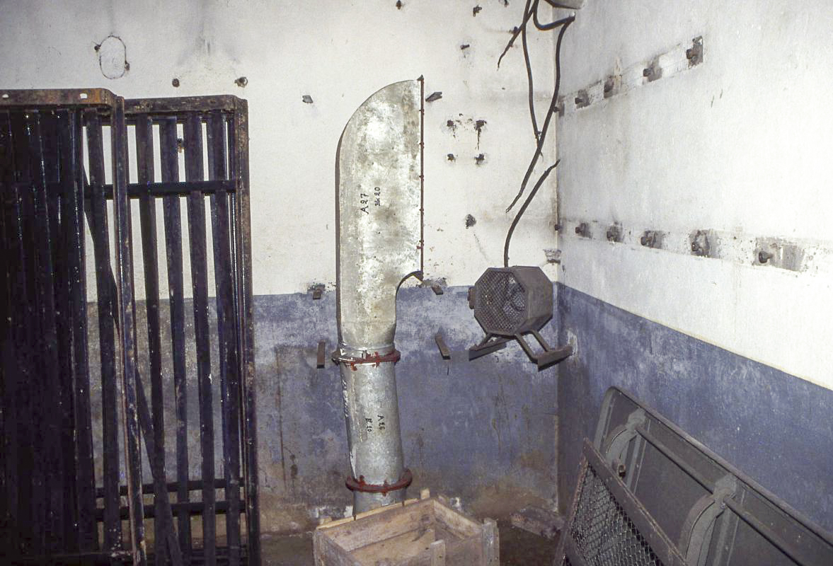 Ligne Maginot - ESCHERANGE EST - C38 - (Casemate d'infanterie - Simple) - L'étage inférieur