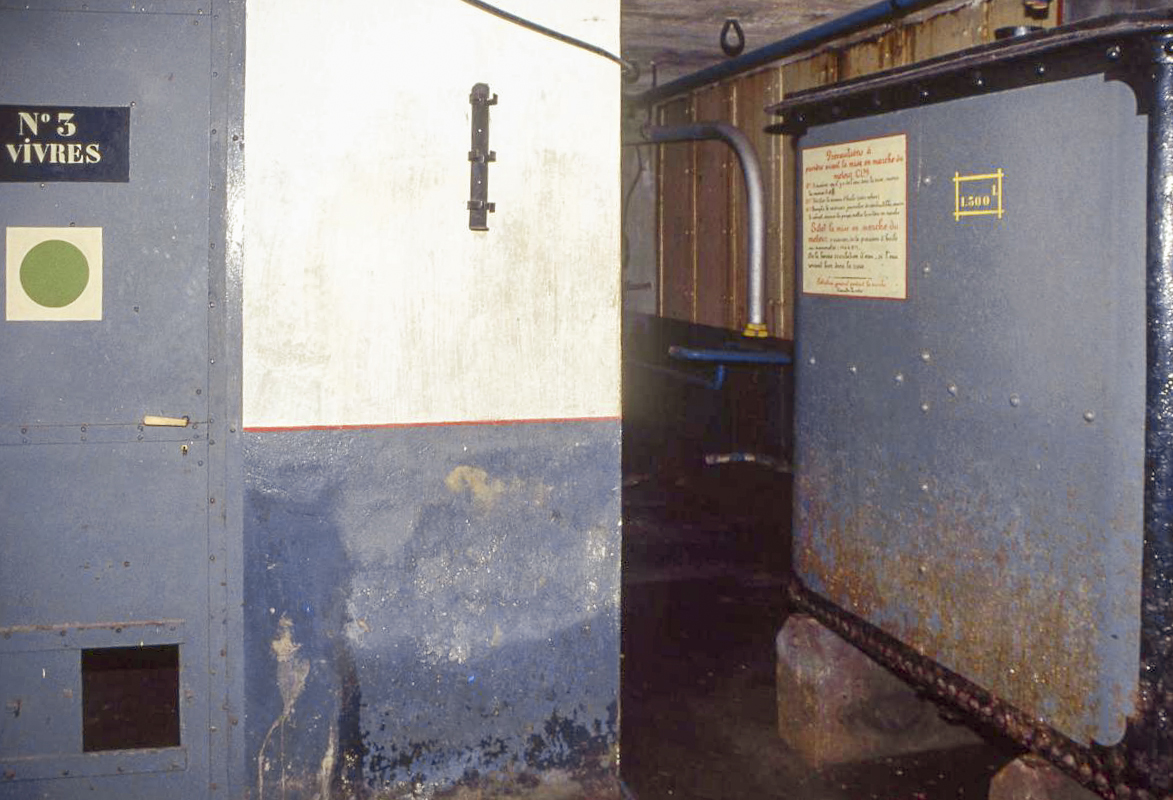 Ligne Maginot - ESCHERANGE EST - C38 - (Casemate d'infanterie - Simple) - L'étage inférieur - Valentin Hemmert