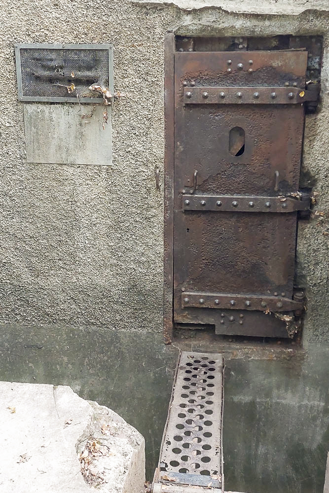 Ligne Maginot - BOIS DE KANFEN OUEST - C42 - (Casemate d'infanterie - Simple) - L'entrée de la casemate.  - Serge Teiten